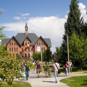 International students arrive in Montana